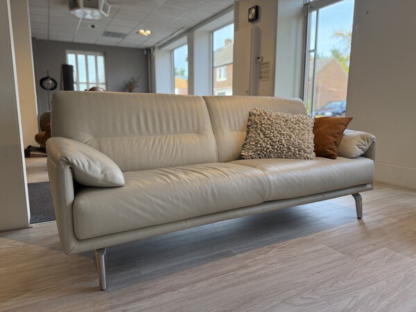 Bank Bora Balanza, Leer Ceras 9910 Leolux. van €6.485,00 voor €3.195,00 