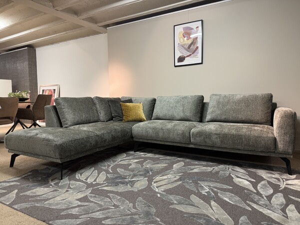 Hoekbank Lotus Plus, Marconia 206 Thyme. Van €2.774,- voor €1.895,- 